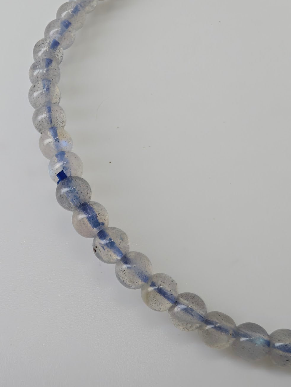 Premium polished labradorite bracelet with 3.5mm round beads and shimmering flash