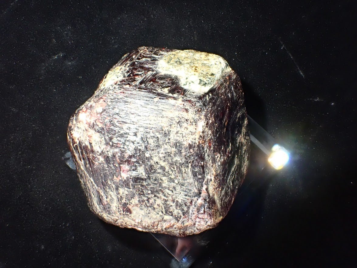 Almandine Garnet – River Valley, Ontario 286g 5 x 5 x 4 cm - Legacy Crystals and Minerals