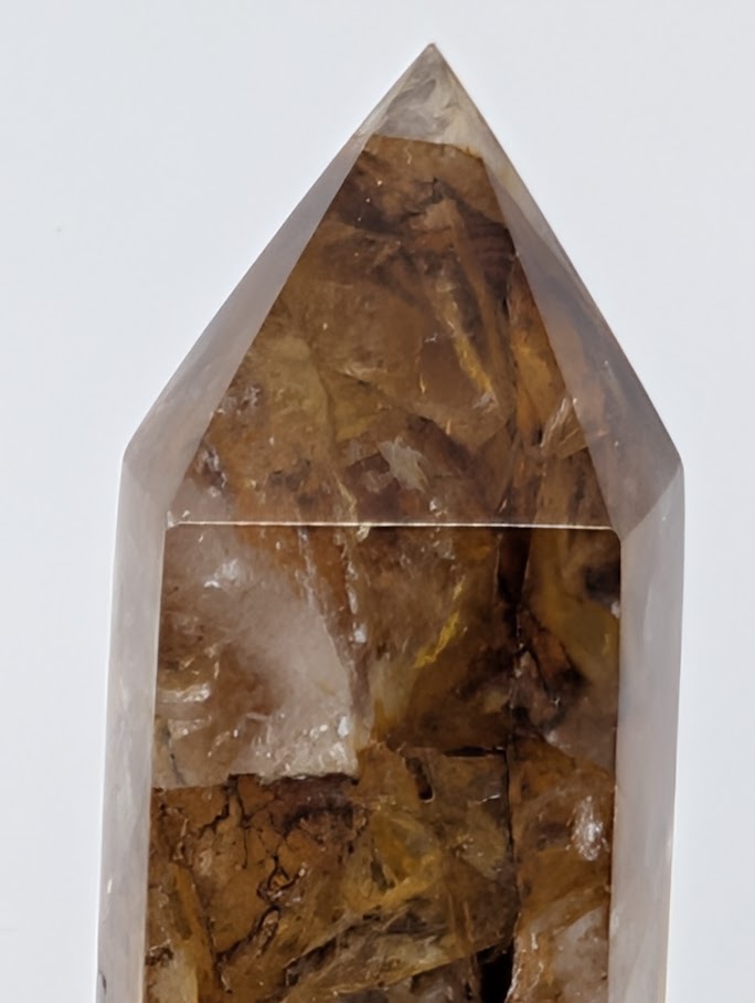Golden Healer Quartz Tower 31 cm Brazilian quartz with golden inclusions