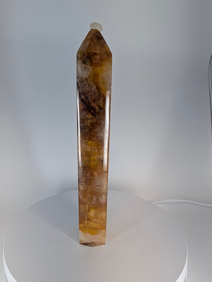 Golden Healer Quartz Tower 835g Brazil front view
