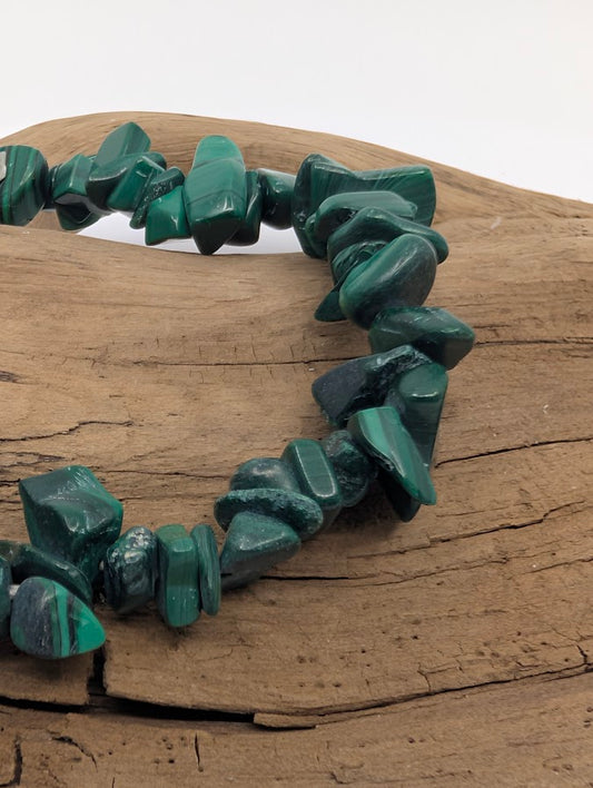 Close-up of malachite chips showing banding and polish