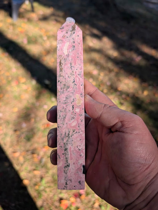 Left face of rhodonite tower #2 with soft marbling and streaked veining