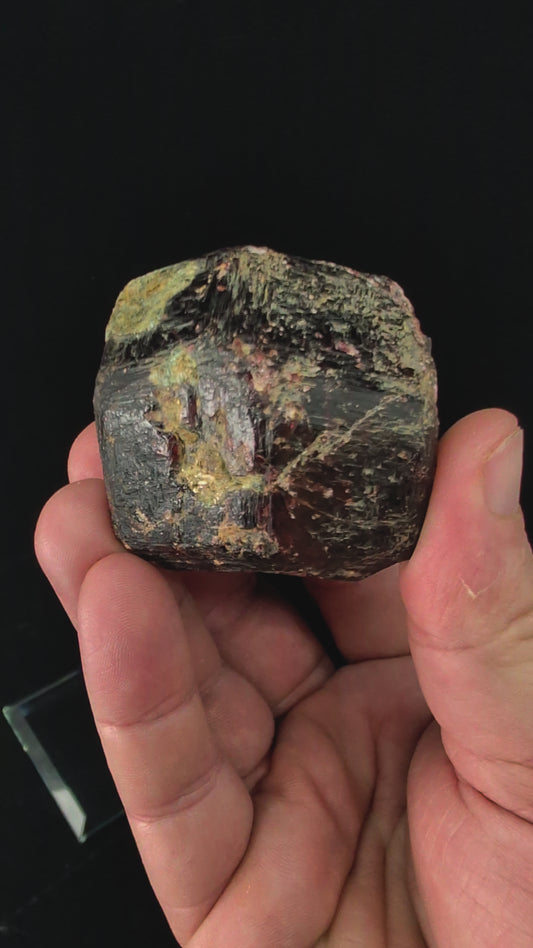 360° video of Almandine Garnet crystal specimen from River Valley, Ontario showing all angles