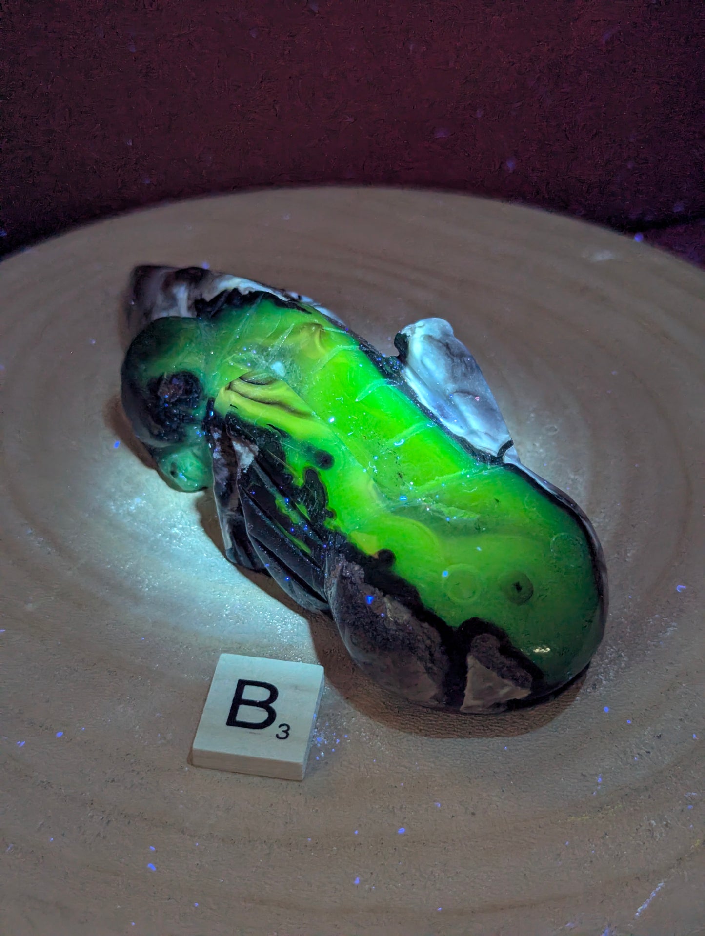 Volcano Agate Axolotl - UV Reactive ~16cm long ~365g
