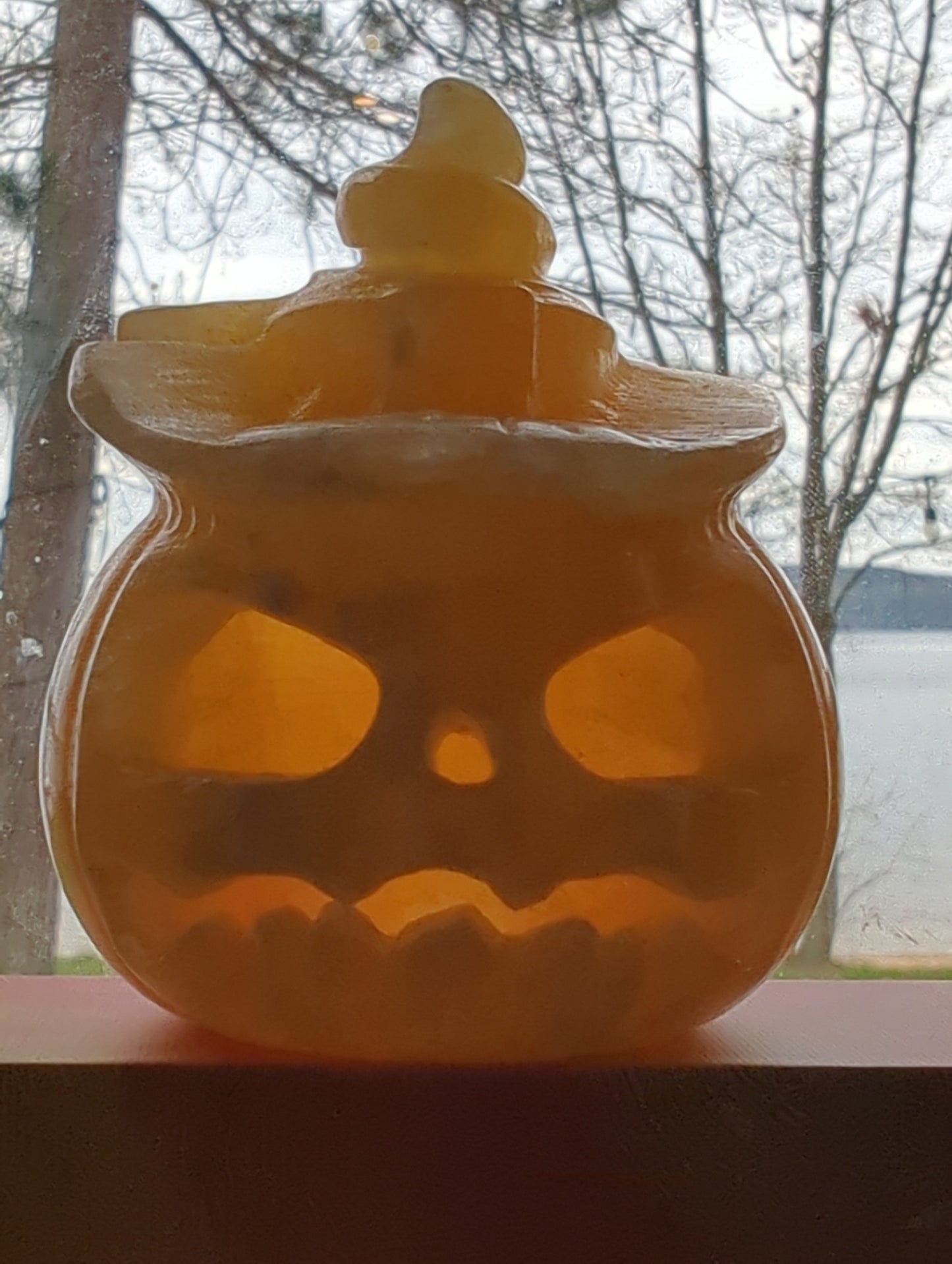 Orange Calcite Pumpkin with Witch Hat – 498 g