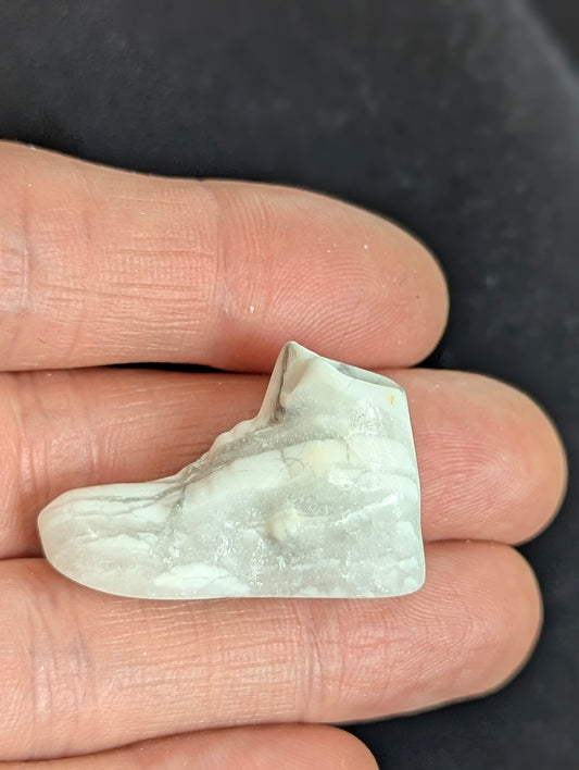 Tiny Running Shoe Mineral Totem ~ 1"