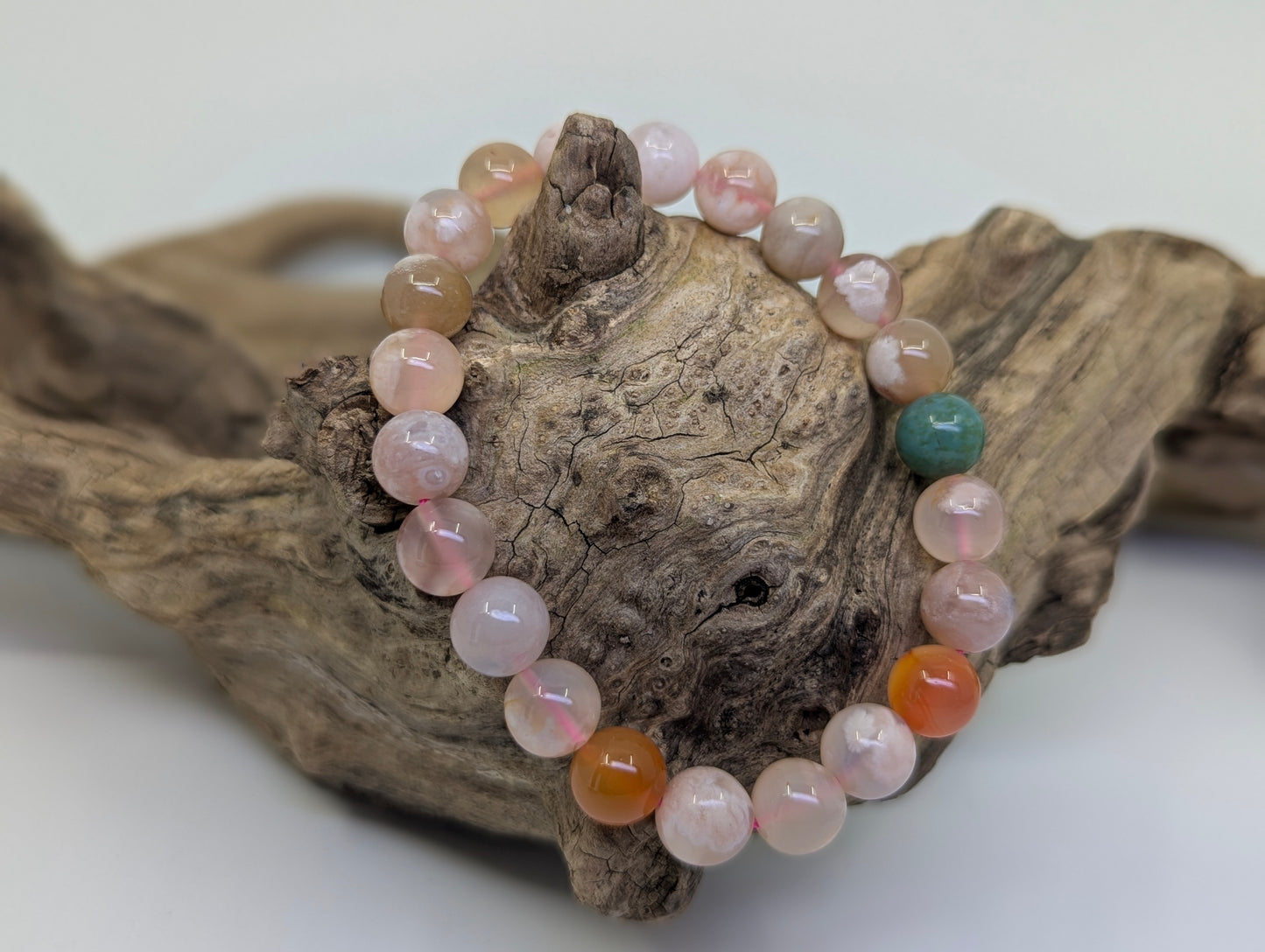 Bracelet en agate fleurie — Perles rondes de 8 mm