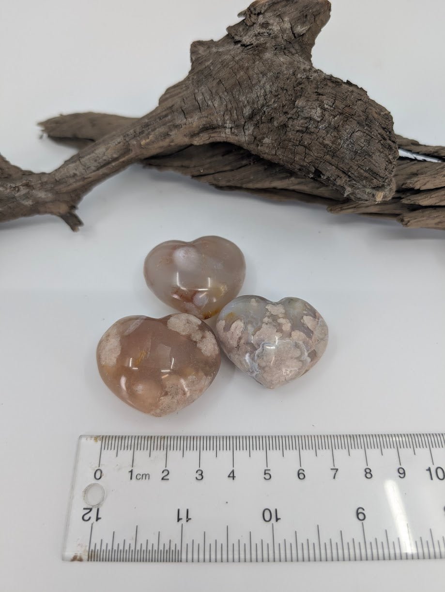 Size measurement of small Flower Agate hearts approx 3-4cm wide.