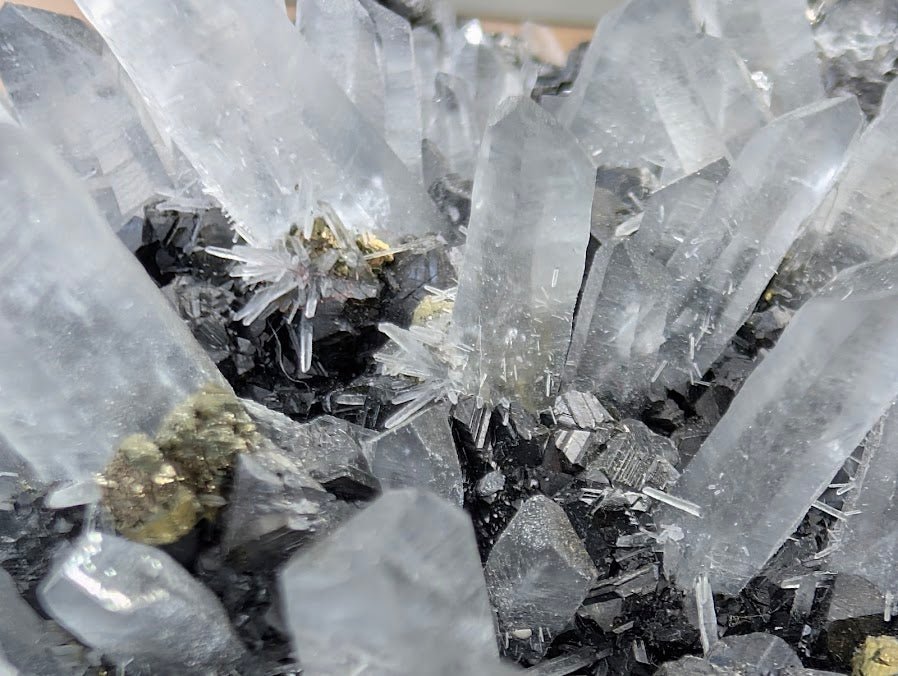 Quartz Science Crystal Knowledge Base: Mineral Education, Collecting, and Meaning ...