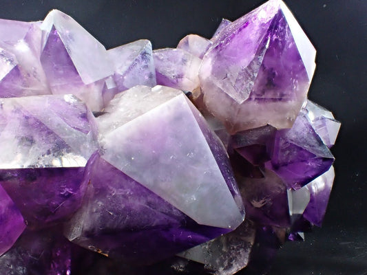 Why Clarity, Color, and Geometry Matter in Crystals - Legacy Crystals and Minerals