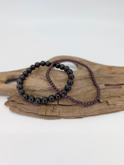 3mm and  7mm garnet bracelet