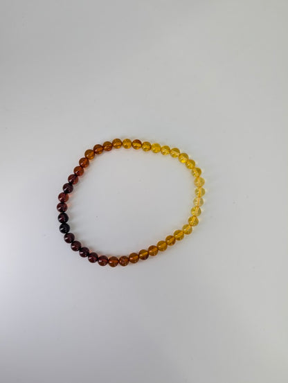 Baltic Amber Bracelet 4 mm – full view showing golden to cognac tones