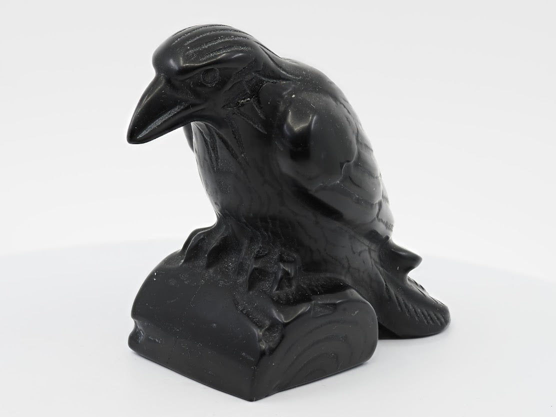 Sculpture de corbeau en obsidienne noire – Plusieurs tailles (15 à 700 g) 