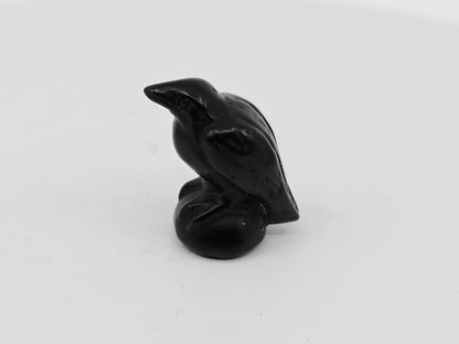 Sculpture de corbeau en obsidienne noire – Plusieurs tailles (15 à 700 g) 