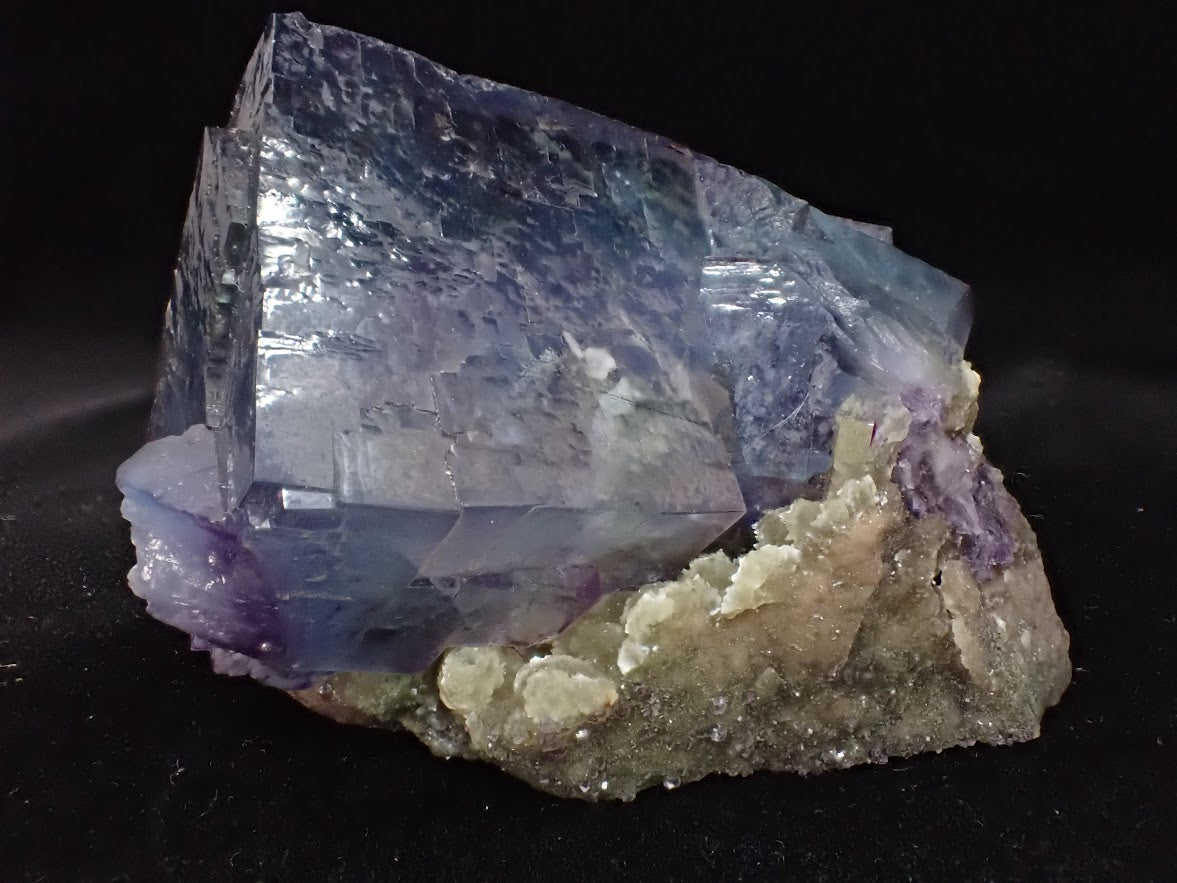 Multi-Colored “Open Window” Fluorite from Yaogangxian (2″ × 2″ × 2″, 168g)