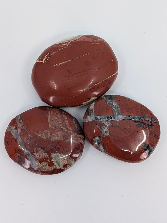 Red Jasper Palm Stone – Large & Extra Large (190 g / 280 g)
