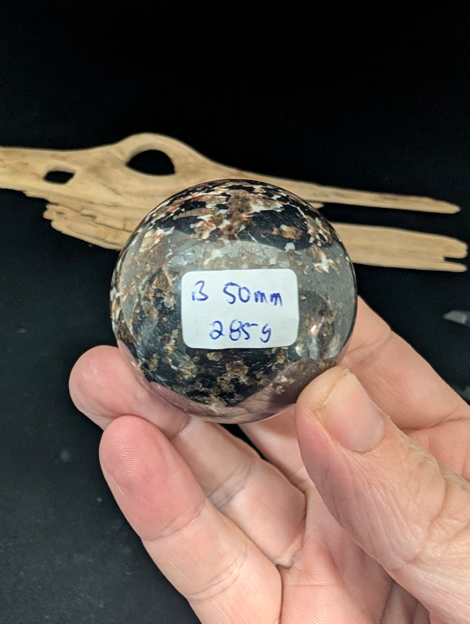 Bi-Color Willemite Sphere – Neon Fluorescent Mineral (Shortwave UV) | Choose A–B