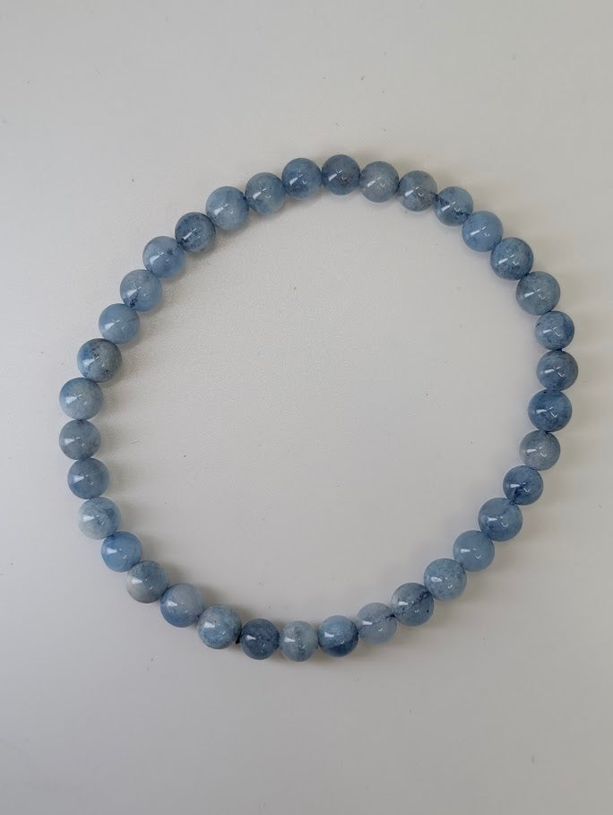 5mm aquamarine bracelet on stretch cord, uniform polish