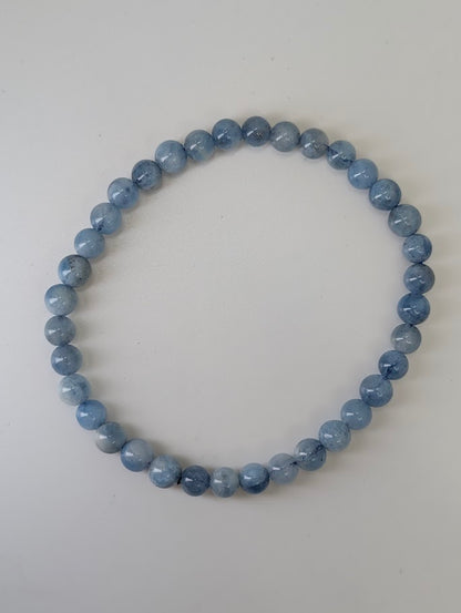 5mm aquamarine bracelet on stretch cord, uniform polish