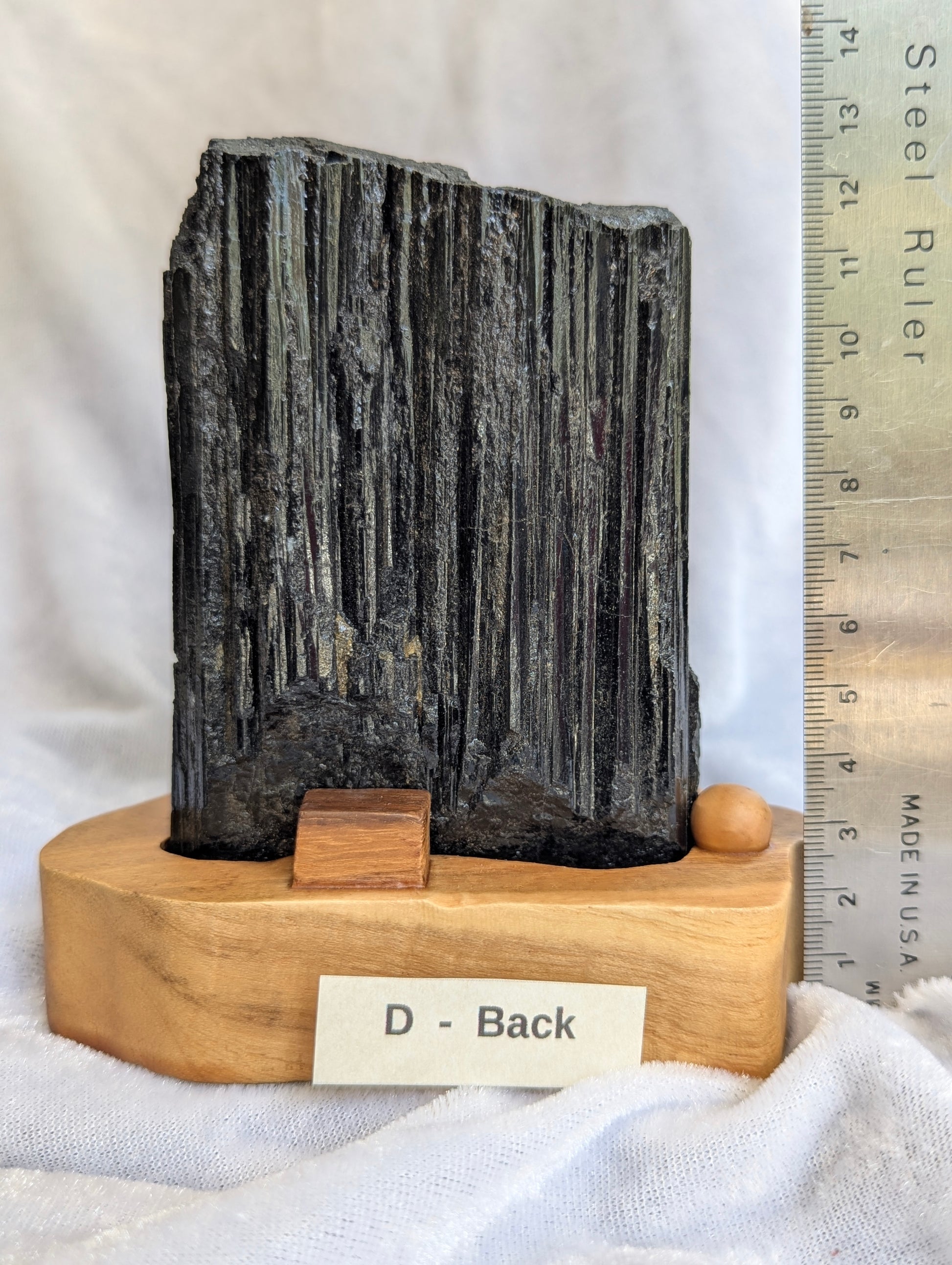 detail of striations on 680g Black Tourmaline tower.