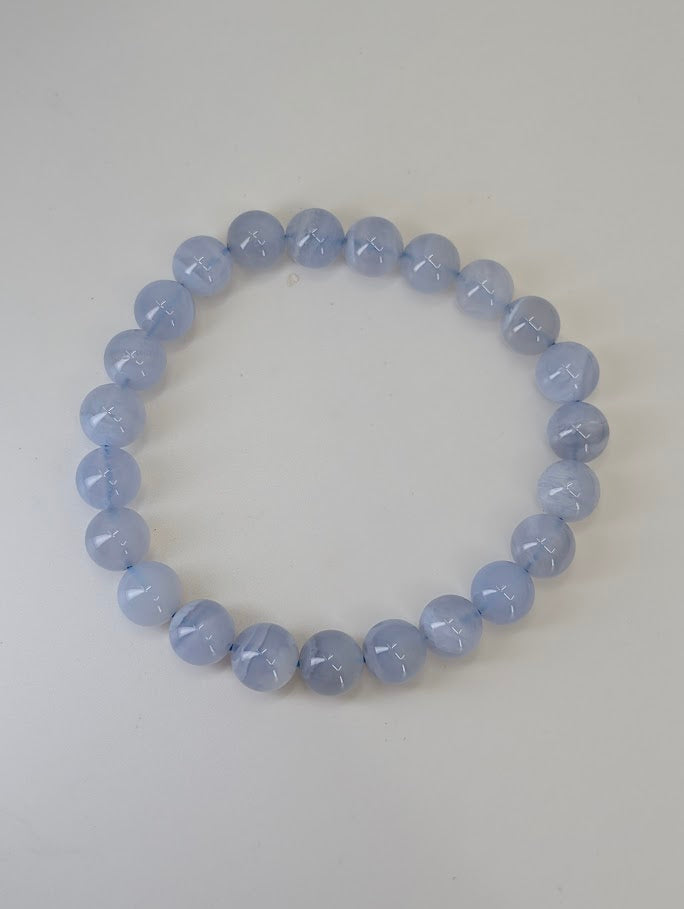 Top view of 8mm blue lace agate bracelet