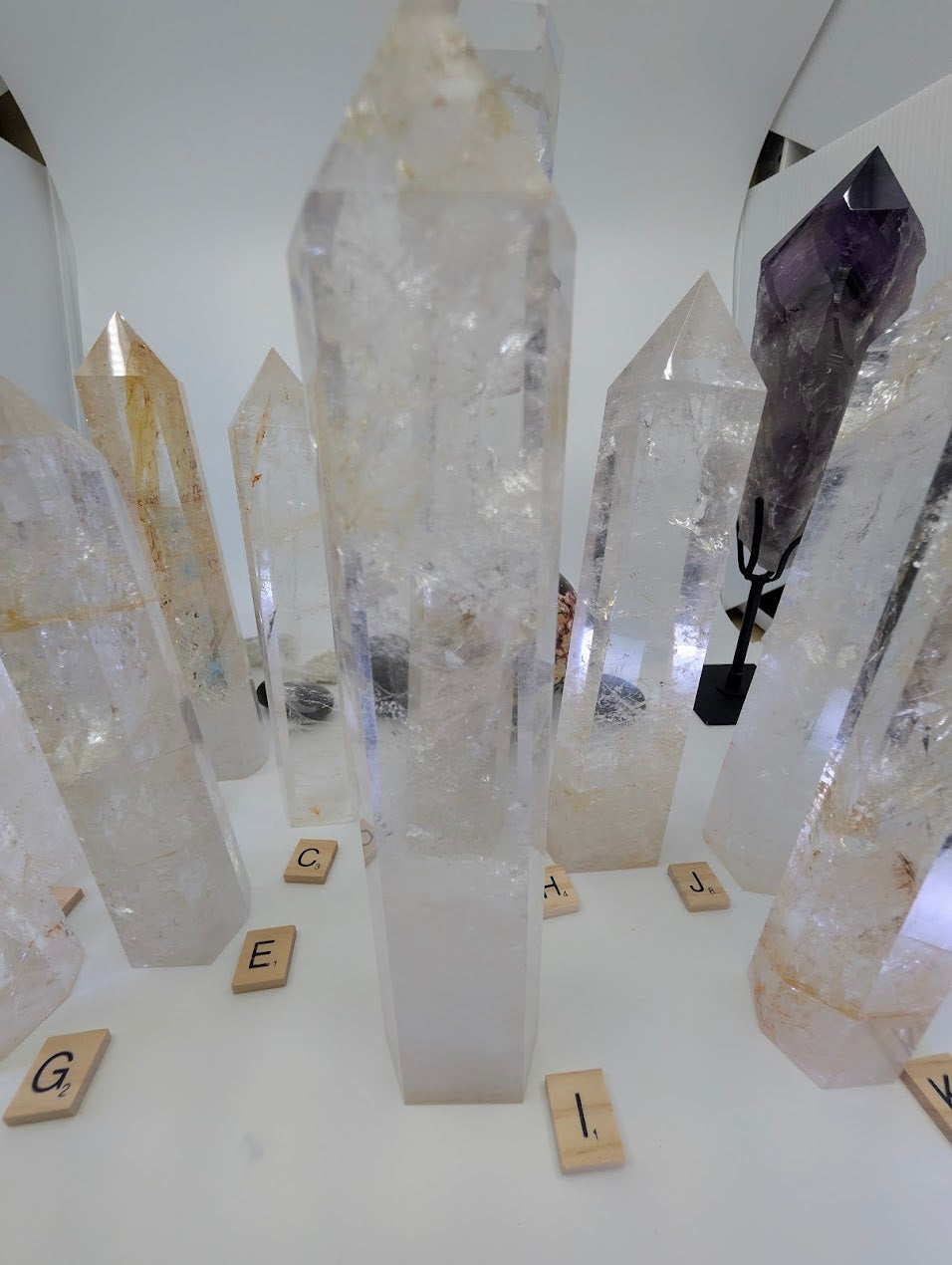 clear-quartz-tower-24cm-cqt-i-base-label