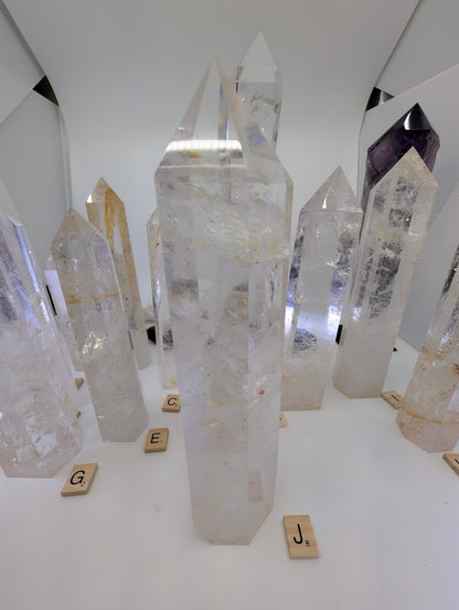 clear-quartz-tower-24cm-cqt-j-dynamic-inclusions
