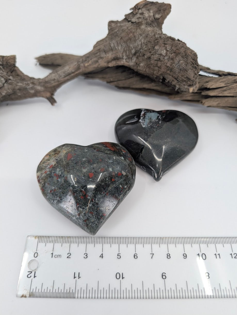 Size measurement of Dragon Blood hearts approx 6cm wide.