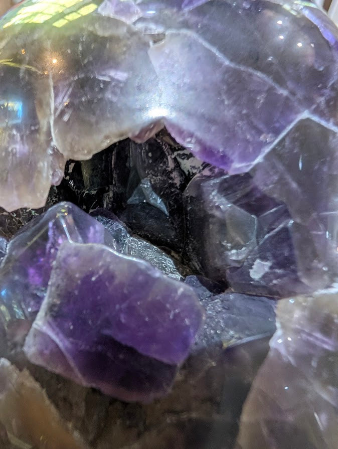 Top view showing banded amethyst pattern and polished contours