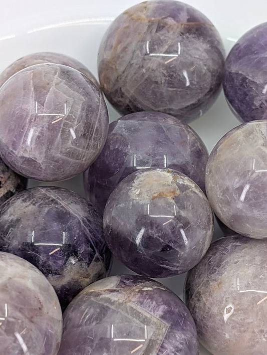 Dream Amethyst mini sphere small size with chevron bands
