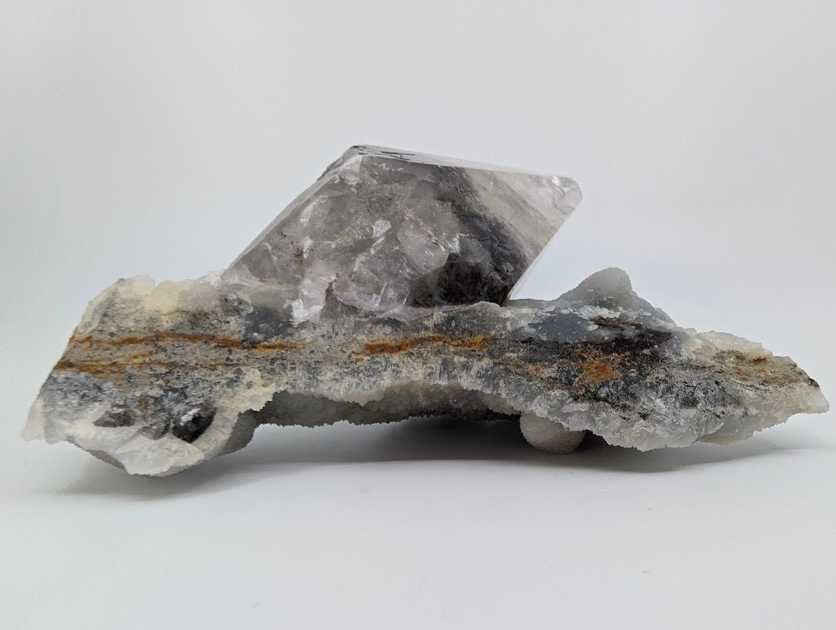 Enchanting Dogtooth Calcite with Fluorescent Sugar Sphalerite – Fujian, China - Legacy Crystals and Minerals