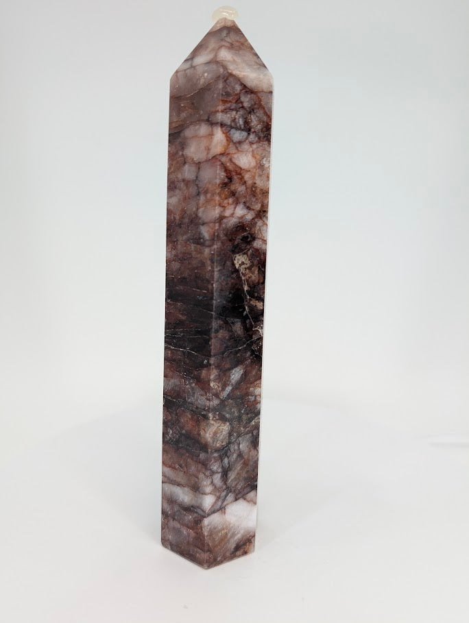 Hematoid Quartz tower – side profile showing lamination