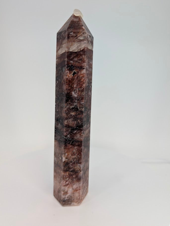 Fire Quartz tower – side profile with internal flame structure