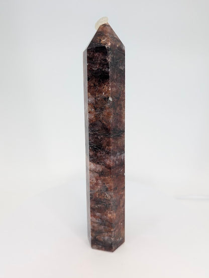 Close-up of hematite inclusions and quartz clarity