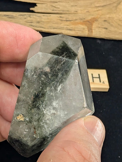 Reverse view of exact piece Garden Quartz faceted freeform, Variant H4, detailing the green chlorite formation.