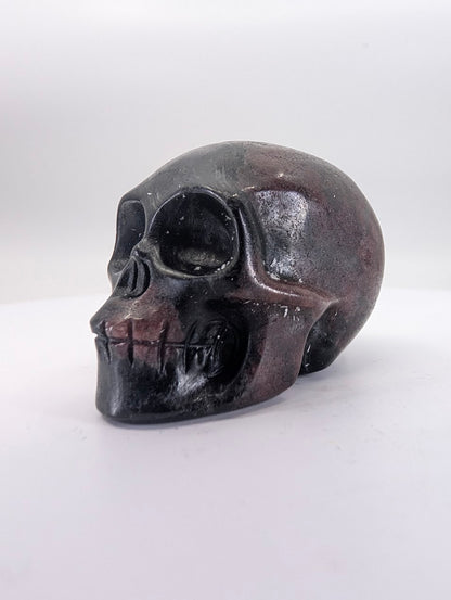 Garnet crystal skull carving – 41mm hand-carved natural stone