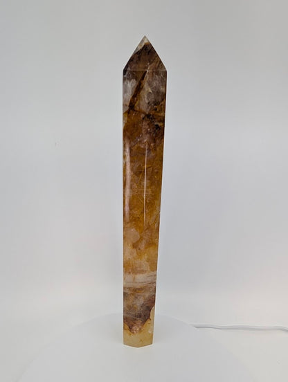 Side profile showing natural zoning and polish finish