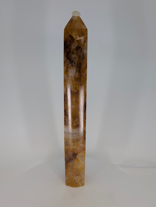 Golden Healer Quartz Tower 1.04 kg Brazil front view