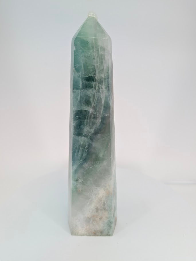 Green Fluorite tower – polished surface and natural zoning