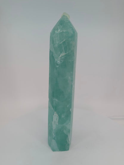 Green Fluorite tower – internal structure detail