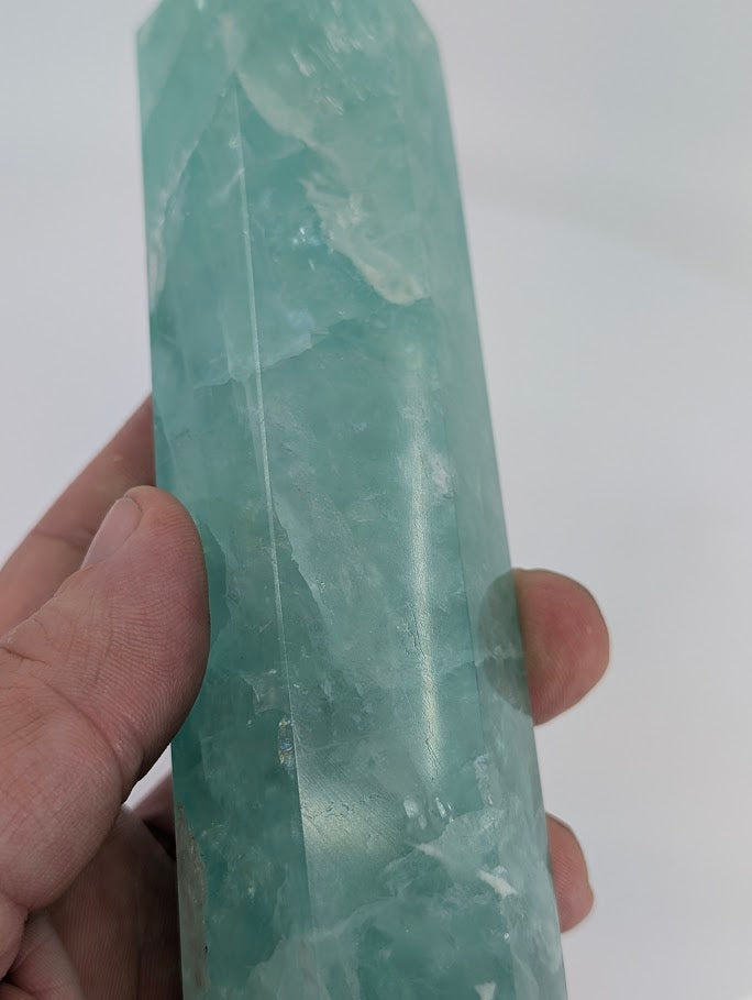 Green Fluorite tower – polished surface and color depth