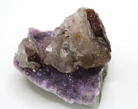 Amethyst on Calcite on Amethyst with Sugar formations. Great piece! Approx. 7 cm x 6 cm