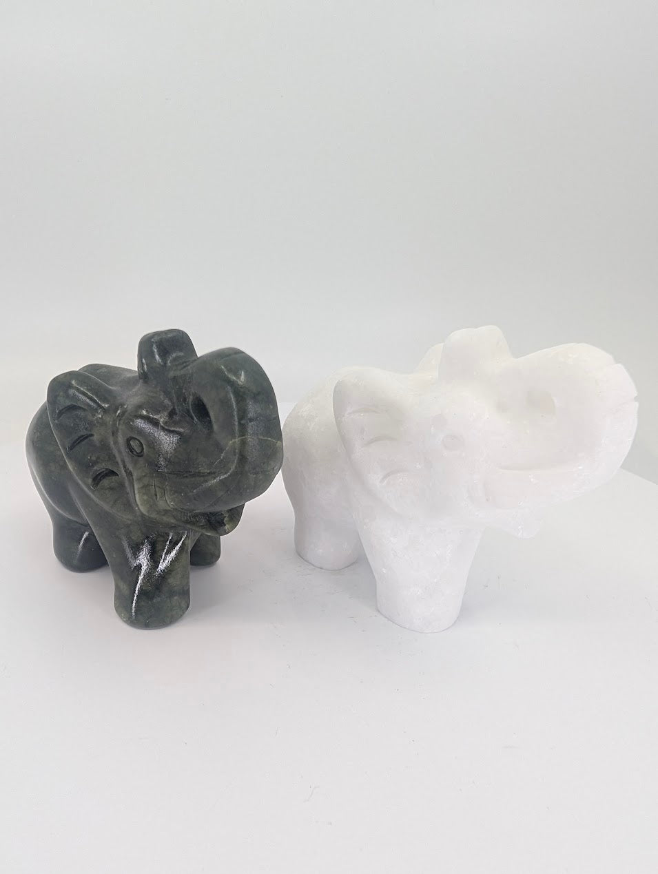 Jade elephant carving, 215 g, front view
