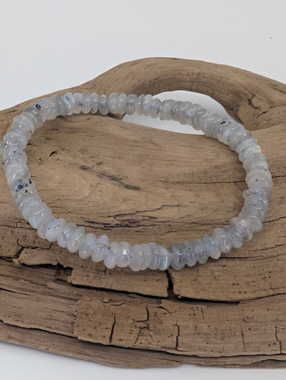 5.5 mm labradorite bracelet with polished rondelle beads and blue flash