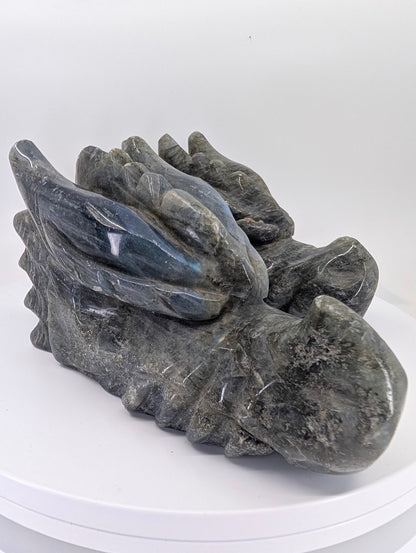Labradorite Dragon Head showing flash and carved details