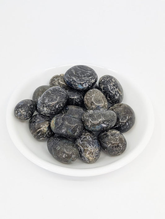 Labradorite tumbled stones AA grade – main product image