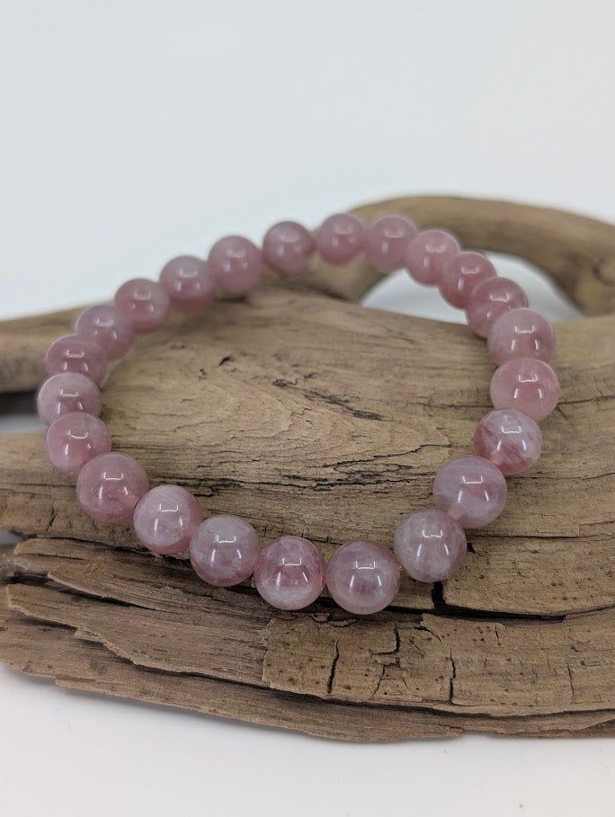 High quality Lavender Rose Quartz bracelet in 8mm natural polished beads