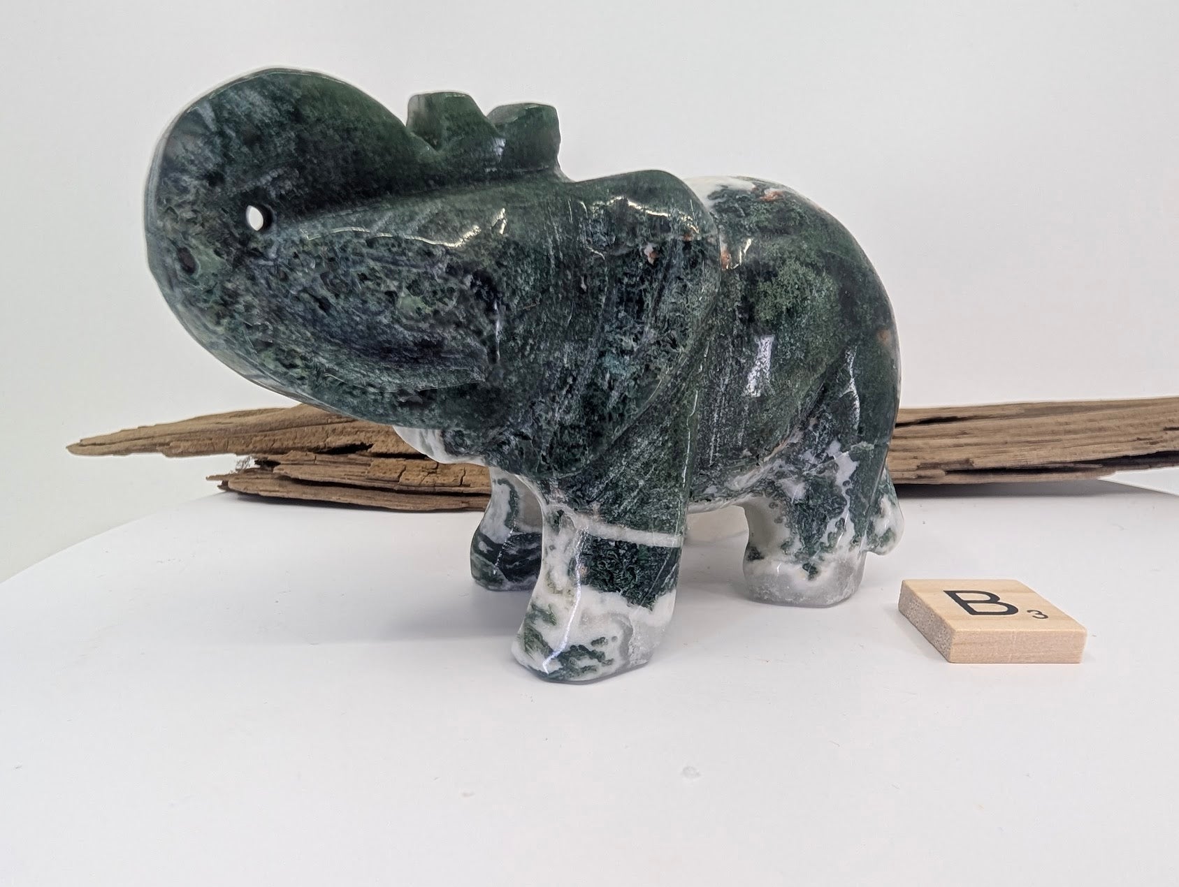 Reverse profile of Moss Agate elephant B showing high-polish finish and natural stone depth.