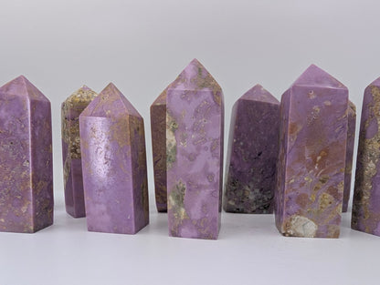 Overview image of phosphosiderite mini tower set in soft lavender hues