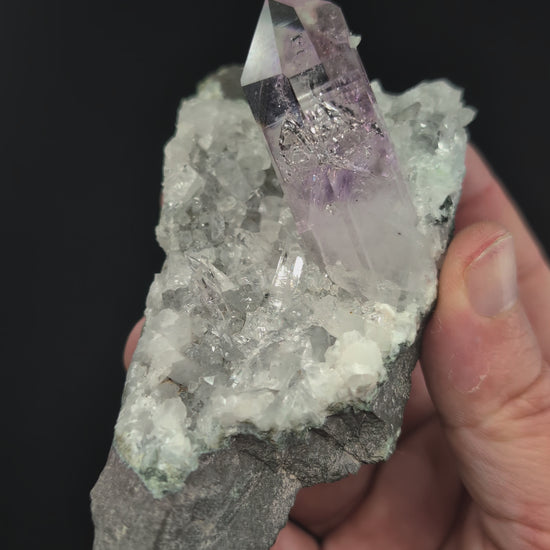 Rotating video of high-grade amethyst on quartz from Goboboseb, Namibia
